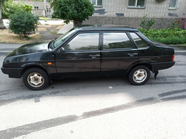 Черный ВАЗ 21099, объемом двигателя 1.5 л и пробегом 238 тыс. км за 1600 $, фото 1 на Automoto.ua