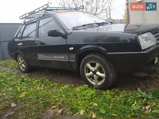Черный ВАЗ 21099, объемом двигателя 1.6 л и пробегом 217 тыс. км за 2000 $, фото 4 на Automoto.ua