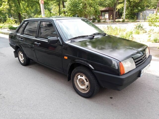 Черный ВАЗ 21099, объемом двигателя 1.5 л и пробегом 238 тыс. км за 1600 $, фото 4 на Automoto.ua