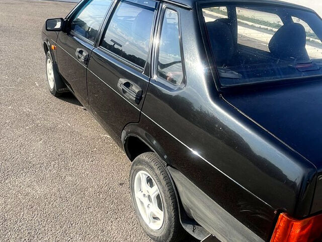 Чорний ВАЗ 21099, об'ємом двигуна 1.6 л та пробігом 130 тис. км за 2400 $, фото 3 на Automoto.ua