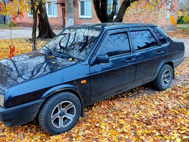Черный ВАЗ 21099, объемом двигателя 1.6 л и пробегом 230 тыс. км за 1800 $, фото 4 на Automoto.ua