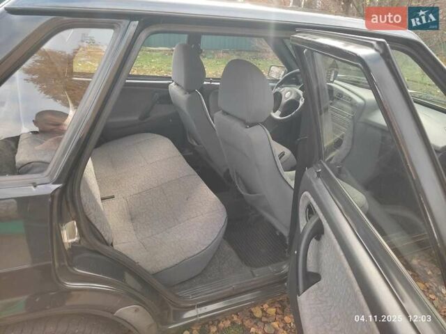 Черный ВАЗ 21099, объемом двигателя 1.6 л и пробегом 148 тыс. км за 2000 $, фото 10 на Automoto.ua