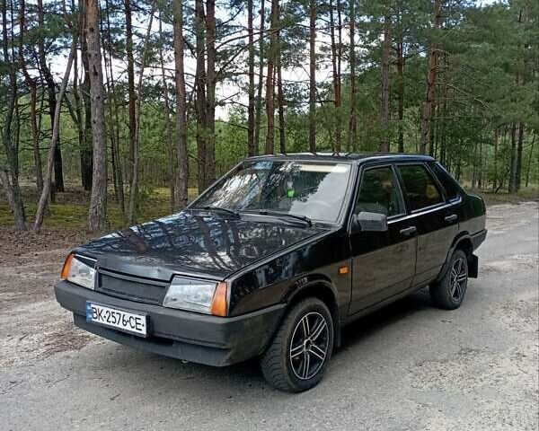 Черный ВАЗ 21099, объемом двигателя 1.5 л и пробегом 155 тыс. км за 1250 $, фото 1 на Automoto.ua