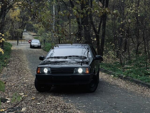 Черный ВАЗ 21099, объемом двигателя 1.6 л и пробегом 200 тыс. км за 2200 $, фото 2 на Automoto.ua