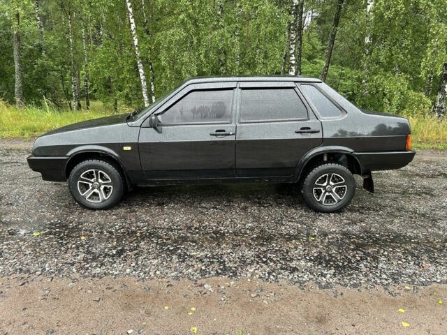 Черный ВАЗ 21099, объемом двигателя 1.6 л и пробегом 160 тыс. км за 1650 $, фото 3 на Automoto.ua