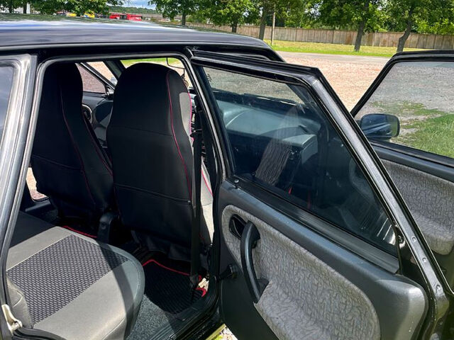 Черный ВАЗ 21099, объемом двигателя 1.6 л и пробегом 228 тыс. км за 2400 $, фото 11 на Automoto.ua