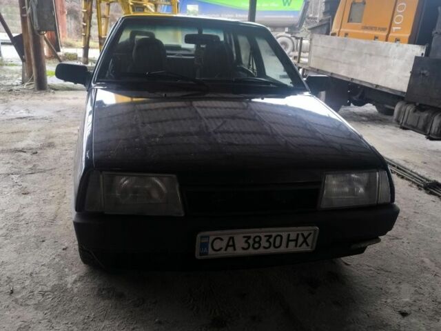 Чорний ВАЗ 21099, об'ємом двигуна 1.6 л та пробігом 230 тис. км за 1700 $, фото 4 на Automoto.ua