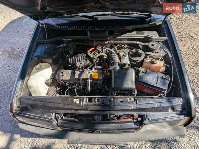 Чорний ВАЗ 21099, об'ємом двигуна 1.6 л та пробігом 457 тис. км за 650 $, фото 5 на Automoto.ua