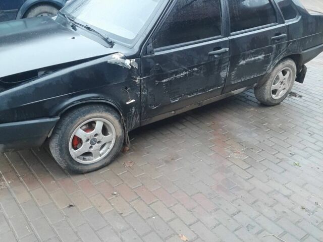 Чорний ВАЗ 21099, об'ємом двигуна 1.6 л та пробігом 150 тис. км за 650 $, фото 3 на Automoto.ua