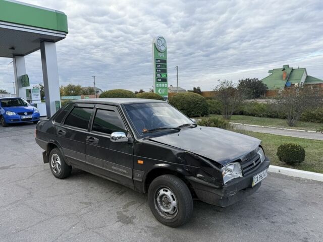 Черный ВАЗ 21099, объемом двигателя 1.6 л и пробегом 160 тыс. км за 1700 $, фото 3 на Automoto.ua