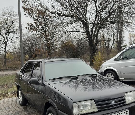 Черный ВАЗ 21099, объемом двигателя 1.6 л и пробегом 150 тыс. км за 2400 $, фото 1 на Automoto.ua
