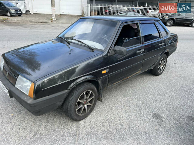 Чорний ВАЗ 21099, об'ємом двигуна 1.6 л та пробігом 200 тис. км за 1100 $, фото 1 на Automoto.ua