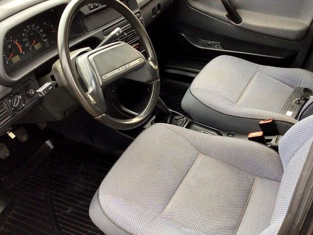 Черный ВАЗ 21099, объемом двигателя 1.6 л и пробегом 150 тыс. км за 1500 $, фото 4 на Automoto.ua