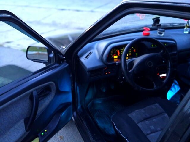 Черный ВАЗ 21099, объемом двигателя 1.6 л и пробегом 0 тыс. км за 1900 $, фото 4 на Automoto.ua