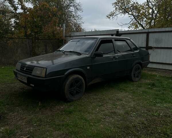 Черный ВАЗ 21099, объемом двигателя 1.6 л и пробегом 250 тыс. км за 1900 $, фото 1 на Automoto.ua