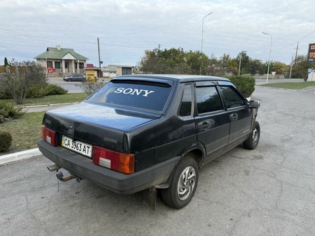 Черный ВАЗ 21099, объемом двигателя 1.6 л и пробегом 160 тыс. км за 1700 $, фото 4 на Automoto.ua