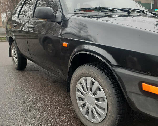 Черный ВАЗ 21099, объемом двигателя 1.6 л и пробегом 190 тыс. км за 2000 $, фото 8 на Automoto.ua