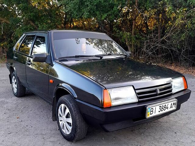 Черный ВАЗ 21099, объемом двигателя 1.5 л и пробегом 123 тыс. км за 2250 $, фото 3 на Automoto.ua