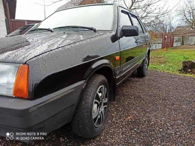 Чорний ВАЗ 21099, об'ємом двигуна 0 л та пробігом 71 тис. км за 2550 $, фото 6 на Automoto.ua