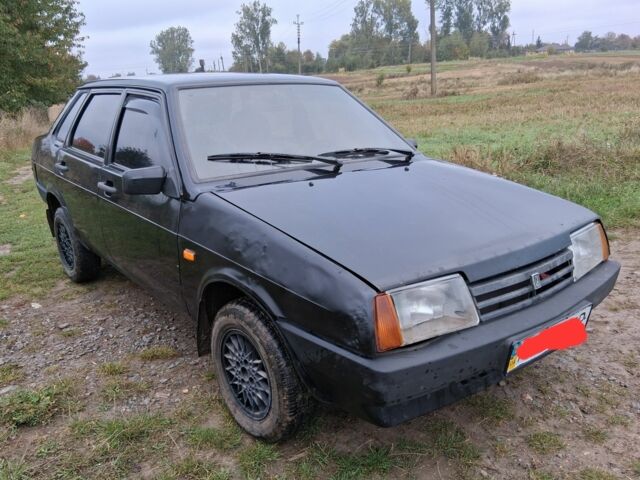 Чорний ВАЗ 21099, об'ємом двигуна 1 л та пробігом 200 тис. км за 1000 $, фото 1 на Automoto.ua