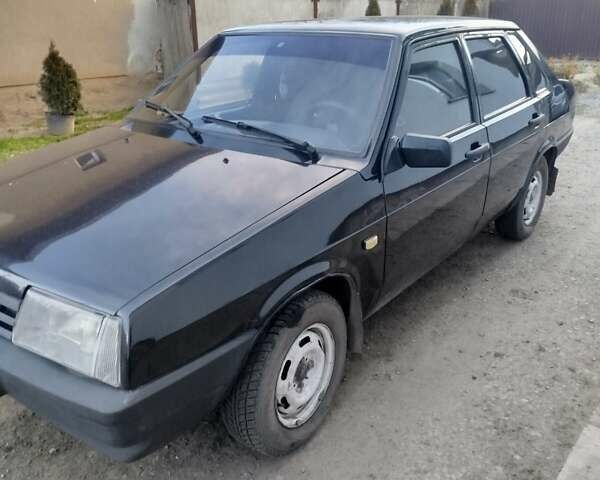 Черный ВАЗ 21099, объемом двигателя 1.6 л и пробегом 211 тыс. км за 2200 $, фото 2 на Automoto.ua