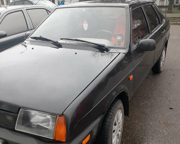 Черный ВАЗ 21099, объемом двигателя 1.6 л и пробегом 190 тыс. км за 2000 $, фото 7 на Automoto.ua