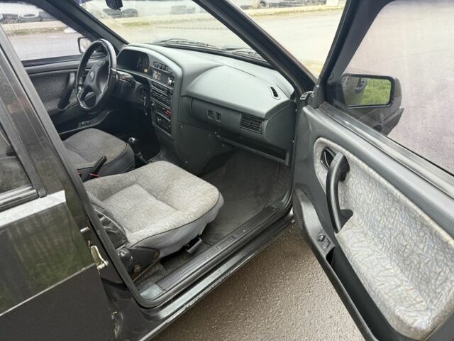 Черный ВАЗ 21099, объемом двигателя 1.6 л и пробегом 167 тыс. км за 1893 $, фото 10 на Automoto.ua