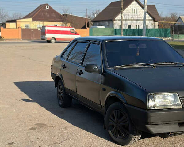 Черный ВАЗ 21099, объемом двигателя 1.6 л и пробегом 240 тыс. км за 1400 $, фото 1 на Automoto.ua