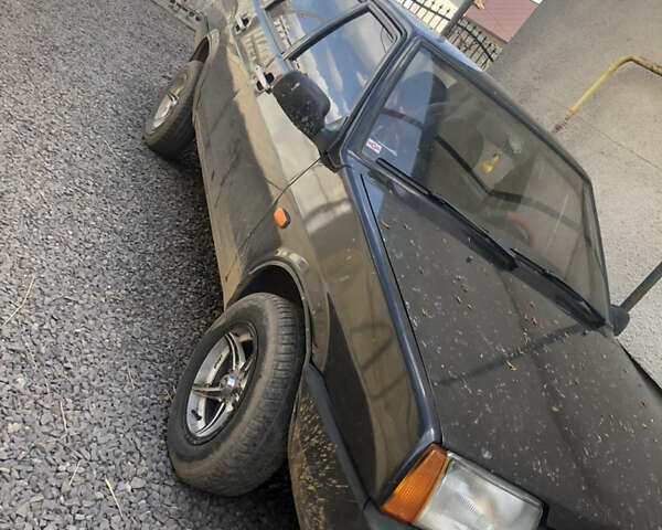 Чорний ВАЗ 21099, об'ємом двигуна 1.6 л та пробігом 87 тис. км за 1150 $, фото 1 на Automoto.ua