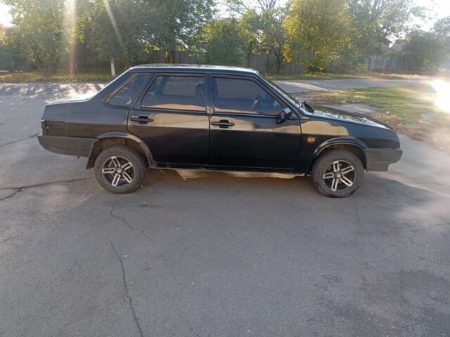 Черный ВАЗ 21099, объемом двигателя 1.6 л и пробегом 700 тыс. км за 1775 $, фото 3 на Automoto.ua