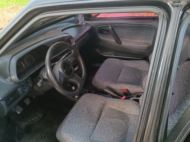 Черный ВАЗ 21099, объемом двигателя 1.6 л и пробегом 150 тыс. км за 1100 $, фото 10 на Automoto.ua