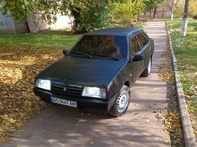 Черный ВАЗ 21099, объемом двигателя 1.6 л и пробегом 150 тыс. км за 1100 $, фото 5 на Automoto.ua