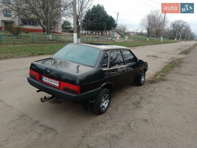 Черный ВАЗ 21099, объемом двигателя 1.6 л и пробегом 100 тыс. км за 1650 $, фото 5 на Automoto.ua