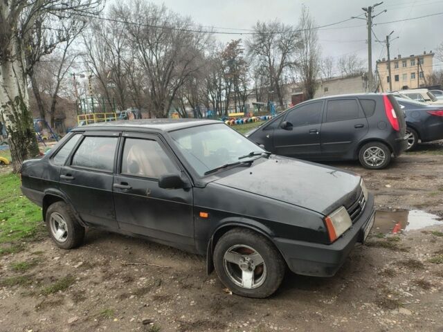 Черный ВАЗ 21099, объемом двигателя 1.5 л и пробегом 1000 тыс. км за 973 $, фото 3 на Automoto.ua