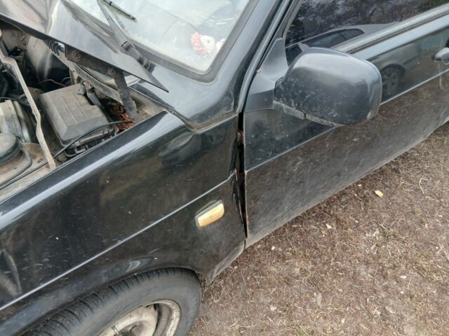 Черный ВАЗ 21099, объемом двигателя 1.5 л и пробегом 140 тыс. км за 888 $, фото 2 на Automoto.ua