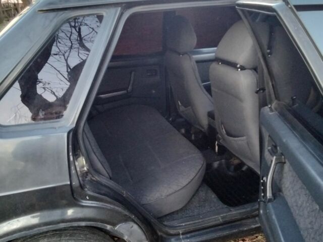 Черный ВАЗ 21099, объемом двигателя 1.5 л и пробегом 23 тыс. км за 1200 $, фото 3 на Automoto.ua