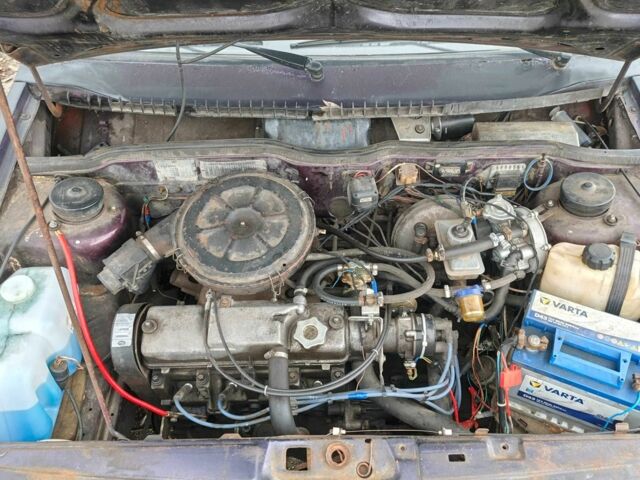 Фиолетовый ВАЗ 21099, объемом двигателя 1.5 л и пробегом 117 тыс. км за 450 $, фото 7 на Automoto.ua