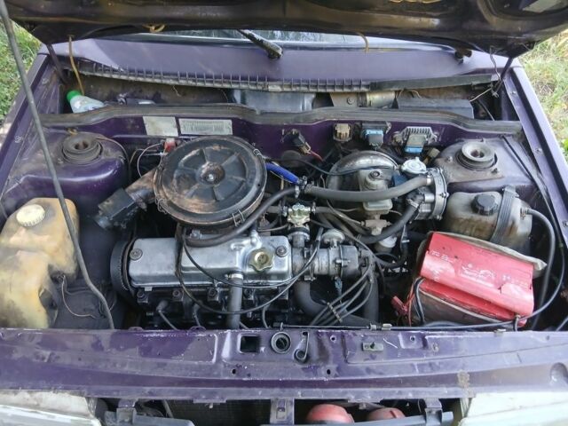 Фиолетовый ВАЗ 21099, объемом двигателя 1.6 л и пробегом 100 тыс. км за 643 $, фото 6 на Automoto.ua