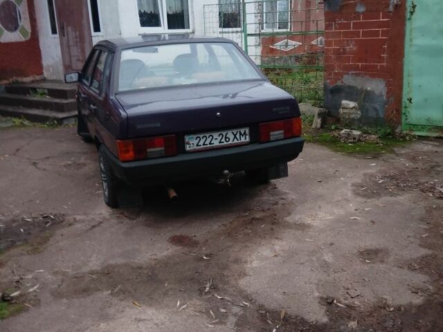 Фіолетовий ВАЗ 21099, об'ємом двигуна 1 л та пробігом 229 тис. км за 700 $, фото 1 на Automoto.ua
