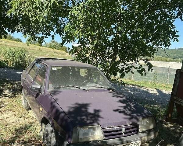 Фиолетовый ВАЗ 21099, объемом двигателя 1.5 л и пробегом 175 тыс. км за 750 $, фото 2 на Automoto.ua