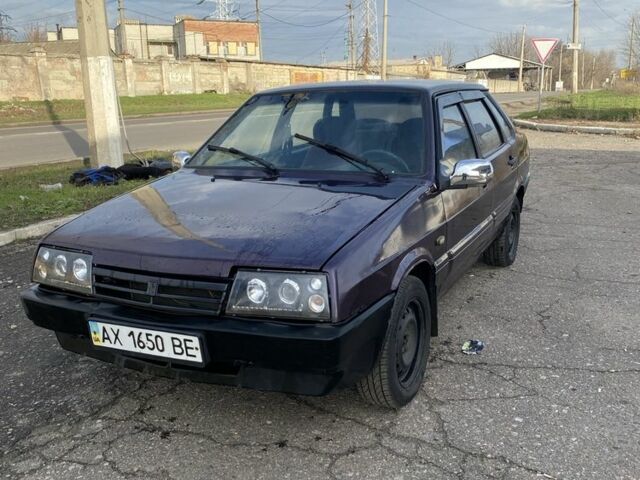 Фиолетовый ВАЗ 21099, объемом двигателя 1.5 л и пробегом 88 тыс. км за 780 $, фото 2 на Automoto.ua