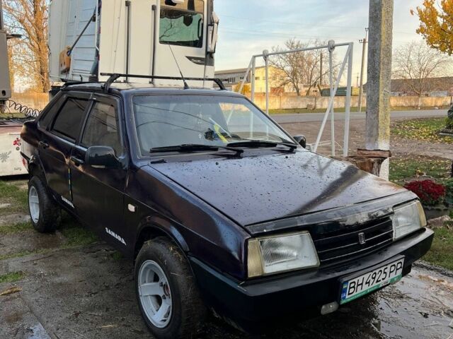 Фіолетовий ВАЗ 21099, об'ємом двигуна 1.5 л та пробігом 300 тис. км за 1600 $, фото 1 на Automoto.ua