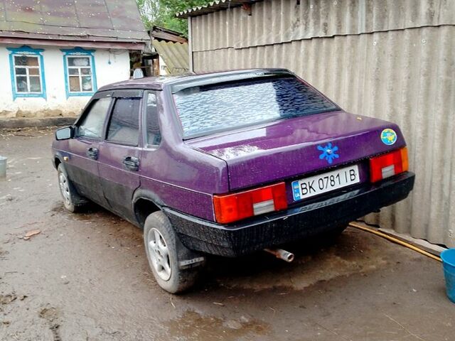 ВАЗ 21099 1998 в Кропивницком (Кировограде) на Automoto.ua Фиолетовый ВАЗ 21099, объемом двигателя 1.5 л и пробегом 264 тыс. км за 1700 $, фото 1 на Automoto.ua