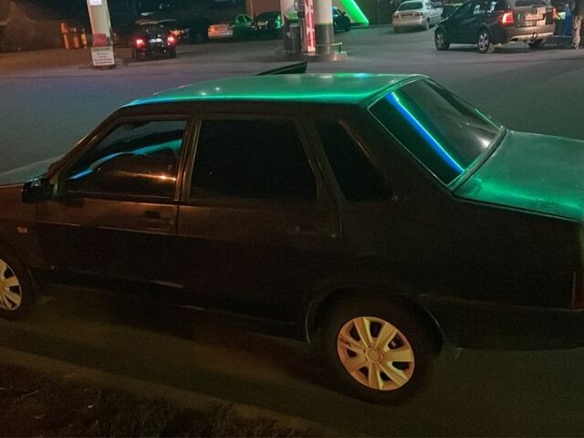 Фиолетовый ВАЗ 21099, объемом двигателя 1.5 л и пробегом 111 тыс. км за 950 $, фото 2 на Automoto.ua