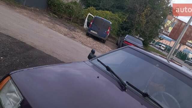 Фиолетовый ВАЗ 21099, объемом двигателя 1.6 л и пробегом 30 тыс. км за 2000 $, фото 10 на Automoto.ua