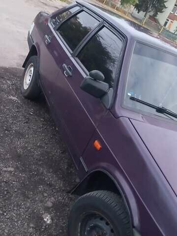 Фиолетовый ВАЗ 21099, объемом двигателя 1.6 л и пробегом 30 тыс. км за 2000 $, фото 8 на Automoto.ua