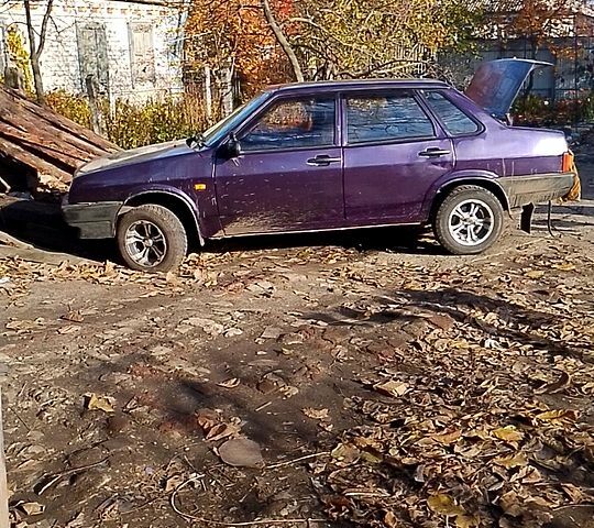 Фиолетовый ВАЗ 21099, объемом двигателя 1.5 л и пробегом 222 тыс. км за 1100 $, фото 1 на Automoto.ua