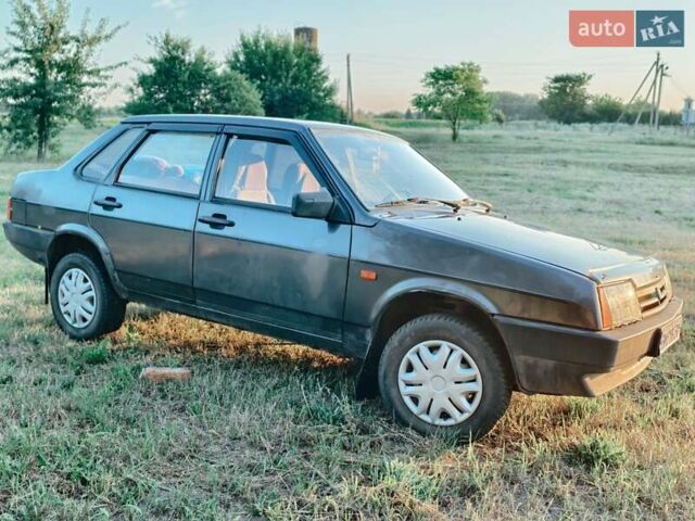 Фиолетовый ВАЗ 21099, объемом двигателя 1.5 л и пробегом 200 тыс. км за 1700 $, фото 7 на Automoto.ua