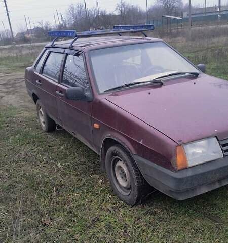 Фиолетовый ВАЗ 21099, объемом двигателя 1.6 л и пробегом 270 тыс. км за 828 $, фото 1 на Automoto.ua