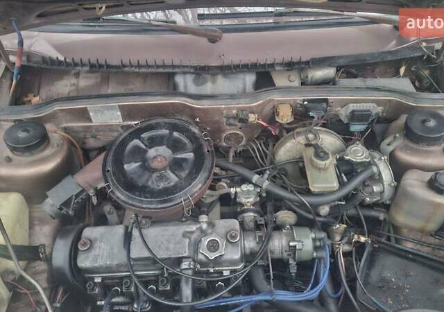 Коричневый ВАЗ 21099, объемом двигателя 1.5 л и пробегом 300 тыс. км за 450 $, фото 7 на Automoto.ua